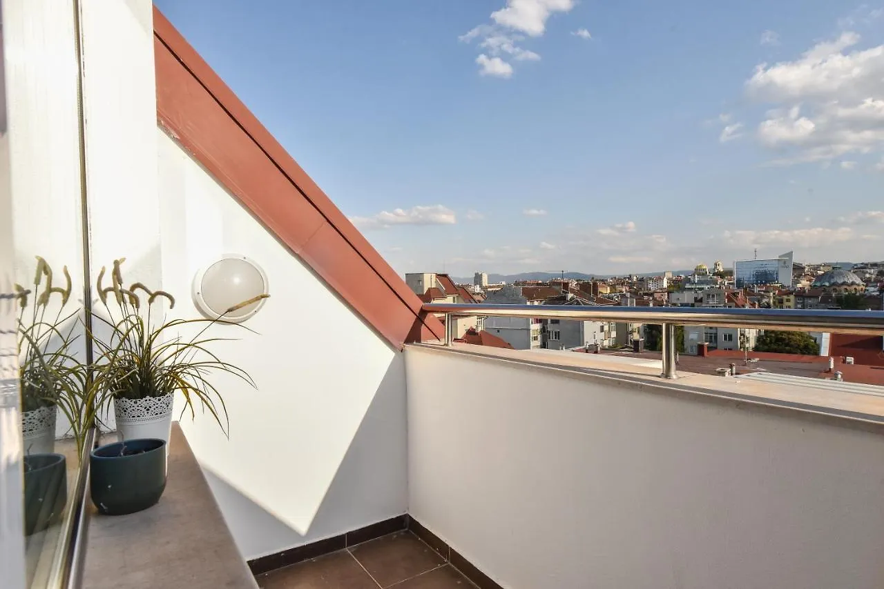 Beautiful City View Maisonette Apartment By Flat Mаnager Σόφια